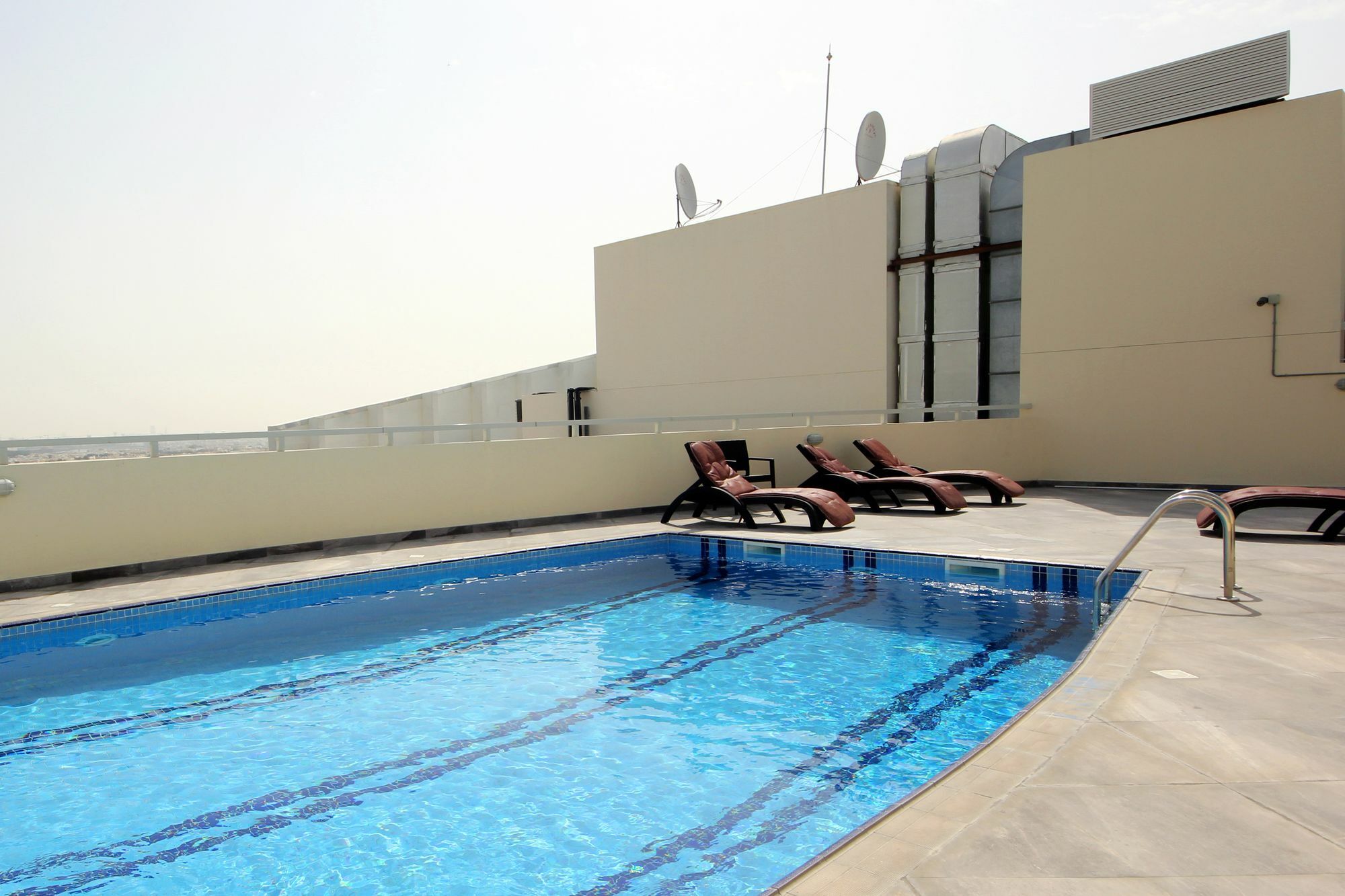 Spacious 2 Bedroom In Al Telal 11, Al Barsha 1 Дубай Экстерьер фото